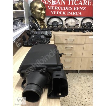 MERCEDES BAŞKAN TİCARET 2740900001 C180 HAVA FİLİTRE KUTUSU
